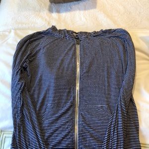 AMERICAN EAGLE NAVY AND WHITE LONG SLEEVE ZIP UP